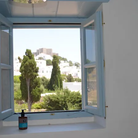 아파트 A Premium House In Chora 파트모스