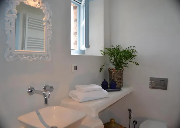 A Premium House In Chora شقة