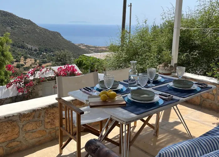 شقة A Premium House In Chora *