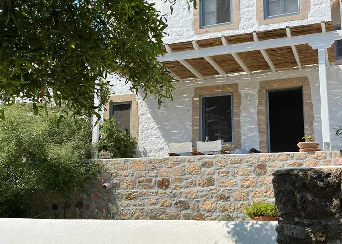 A Premium House In Chora